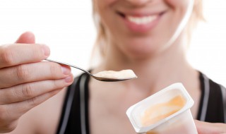 喝完的酸奶属于什么垃圾（喝完的酸奶属于什么垃圾分类）