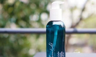 在洗发水里放盐会好么(在洗发水里放盐会好么吗)