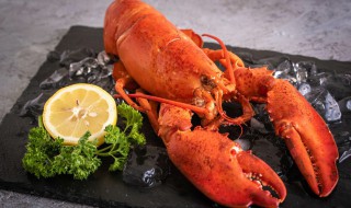 波士顿龙虾可以整只清蒸吗（波士顿龙虾哪些部位不能吃图解）