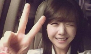 为什么感觉自己笑起来不好看?（为什么觉得自己笑起来不好看）