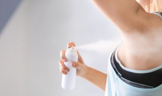 腋下出现异味处理小妙招（腋下有异味怎么去除）