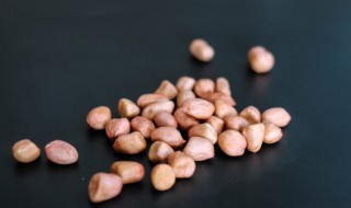 炸花生米怎么判断熟了 炸花生米怎么判断熟了没有