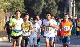 马拉松比赛距离（马拉松比赛距离为）