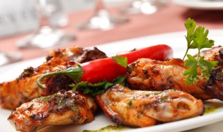 剁椒鸡翅的做法 剁椒鸡翅图片大全