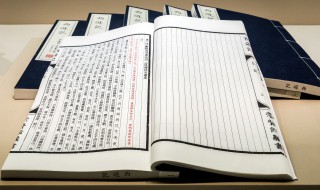 清明时节雨纷纷全诗翻译 清明时节雨纷纷全诗翻译英语