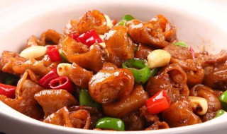 干笋肥肠做法步骤（干笋肥肠做法步骤图）