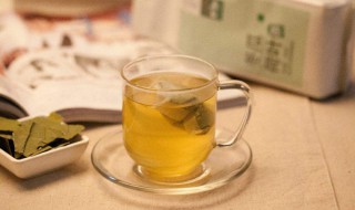 荷叶茶哺乳期可以适当喝吗 荷叶茶的功效与作用哺乳期可以喝吗