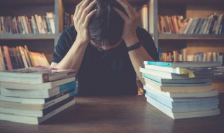 朱自清荷塘月色赏析 朱自清荷塘月色表达的思想感情