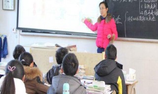 感动的近义词 灵敏的近义词