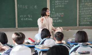 描写春天的现代诗 描写春天的现代诗简短一点