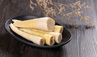 春笋凉拌怎么做才好吃（春笋凉拌怎么做才好吃视频）