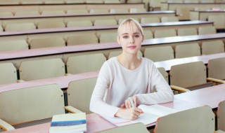 动组词（动组词组词语）