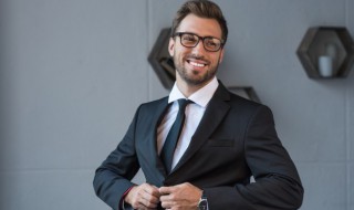 初秋男生叠穿技巧（男生秋季叠穿）