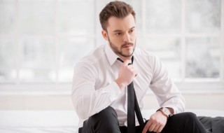 男生商业穿搭技巧分享 商业场合的男人穿搭