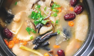 砂锅乌鸡做法步骤（砂锅乌鸡怎么做）