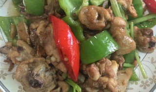 鸡胸肉炒青椒做法步骤 鸡胸肉炒青椒的家常做法