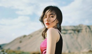 妩媚意思 潇洒妩媚意思