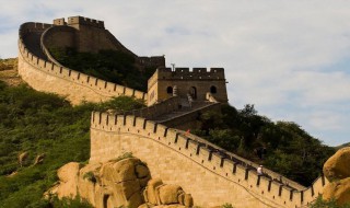 有关长城的故事（有关长城的故事传说50字）