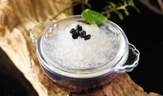 哪些人群不宜吃燕窝（什么人群不宜吃燕窝）