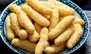 油炸小吃有哪些品种（特色美食小吃培训摆摊）