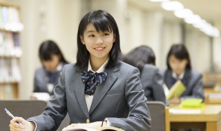 青春励志名言（青春励志名言警句摘抄大全）