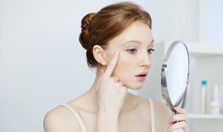 怎么去除鱼尾纹(怎么去除鱼尾纹的简单方法介绍)