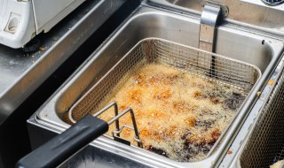 自己做油炸酥肉的方法 怎样制作油炸酥肉