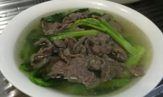 芥菜能和牛肉一起吃吗（芥菜能和牛肉一起吃吗早餐）