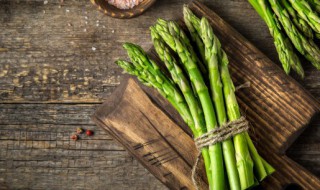 芦笋怎么处理要削皮吗 芦笋一定要焯水才能吃吗