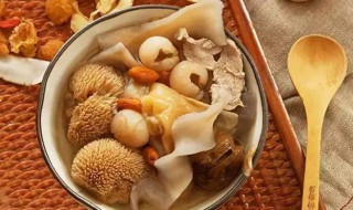 猴头菇煲老鸭的家常做法（猴头菇煲老鸭汤有什么功效）