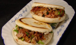 腊肉夹馍的做法（腊肉夹馍的做法和配方）