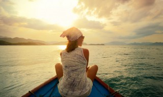 雷峰塔导游词（雷峰塔导游词1000字）