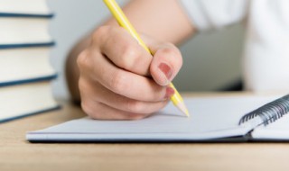 作文放风筝（三年级下册第二单元作文放风筝）