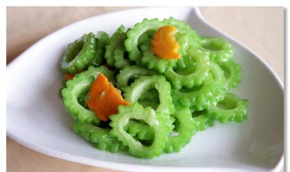 苦瓜生吃有什么好处（苦瓜生吃有什么好处和坏处）