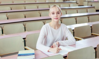 伫怎么读（矗怎么读）