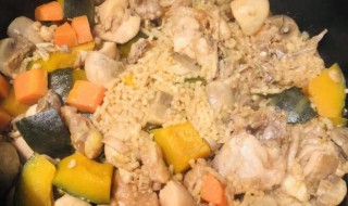 电饭煲鸡肉焖饭怎么做 电饭煲焖鸡肉饭的做法
