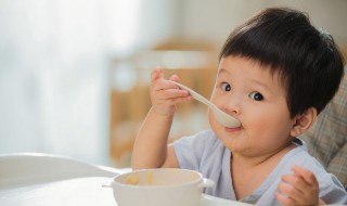 婴儿厌食最好的解决方法（婴儿厌食症状及治疗方法）