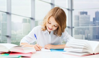 何怎么组词 傅和何怎么组词