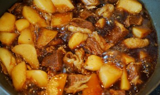 如何做牛肉炖土豆 如何做牛肉炖土豆好吃