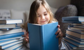 迄今读音（自古迄今读音）