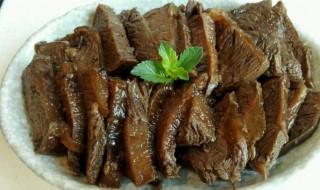 卤牛腩的做法（卤牛腩的做法 最正宗的做法及配料）