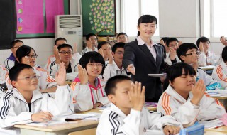 我和谁过一天作文400字（假如我和谁过一天作文400字）