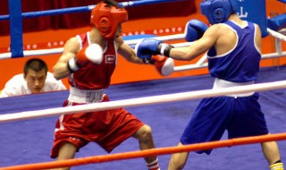 为什么西方人喜欢拳击比赛 为什么西方人打架用拳头