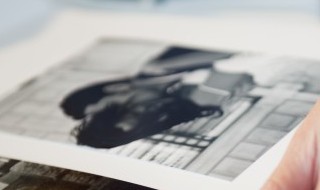 二寸照片的尺寸是多少（二寸照片的尺寸是多少像素）