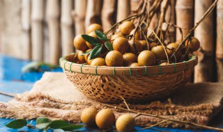 桂圆枸杞红枣茶的功效与禁忌（桂圆红枣枸杞茶的好处）