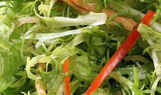 如何制作美味的苦菊拌松花蛋（如何制作美味的苦菊拌松花蛋的做法）