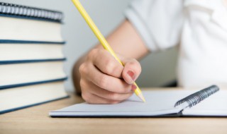 帮妈妈做家务作文（帮妈妈做家务作文200字）