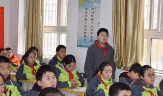 照片里的故事作文（照片里的故事作文600）