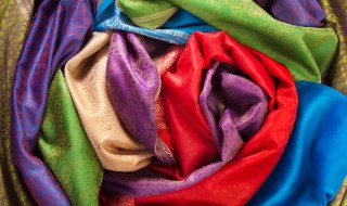 常见的八种真丝 蚕丝被划分为七个等级