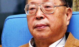 雷雨作者简介 雷雨作者简介及主要内容